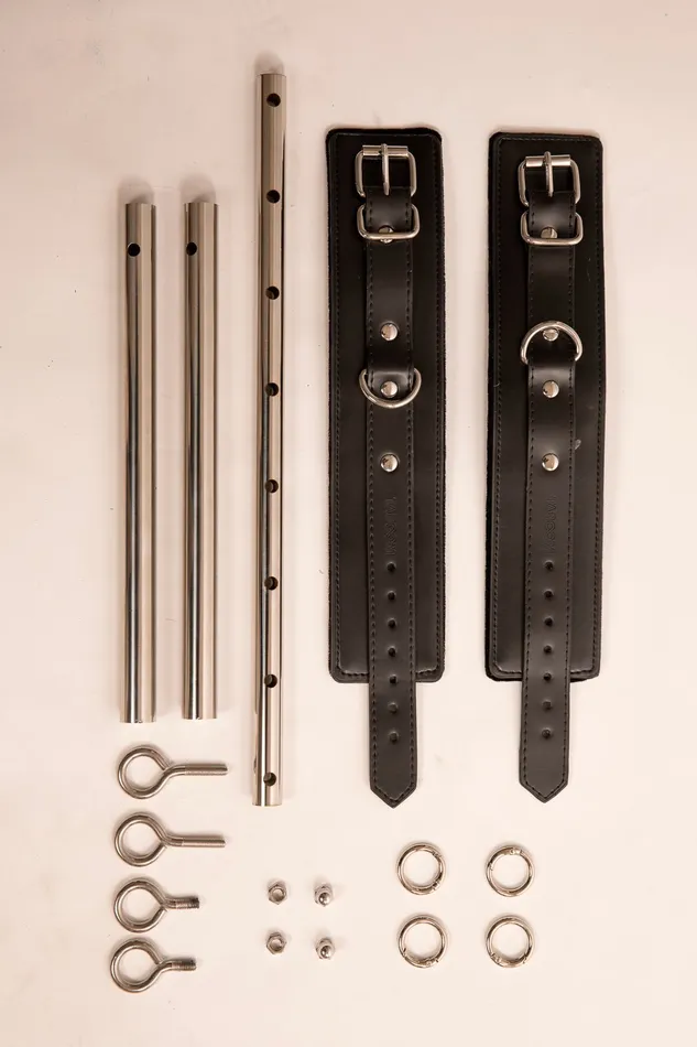 Anal | SCALA Taboom Set Costrittivo Gambe con Cavigliere Nero