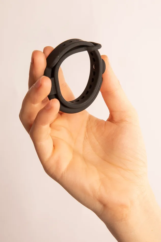 DUSEDO Male Sex Toys ClickNGo Cock Ring Regolabile in Silicone Nero